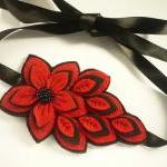 Felt flower headband in re..